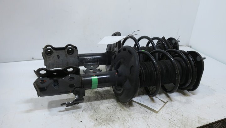 JUEGO AMORTIGUADORES DELANTERO TOYOTA AURIS (E18) Active